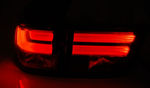 LED Lightbar Design Rückleuchten für BMW X5 E70 07-10 schwarz/rauch LCI Optik